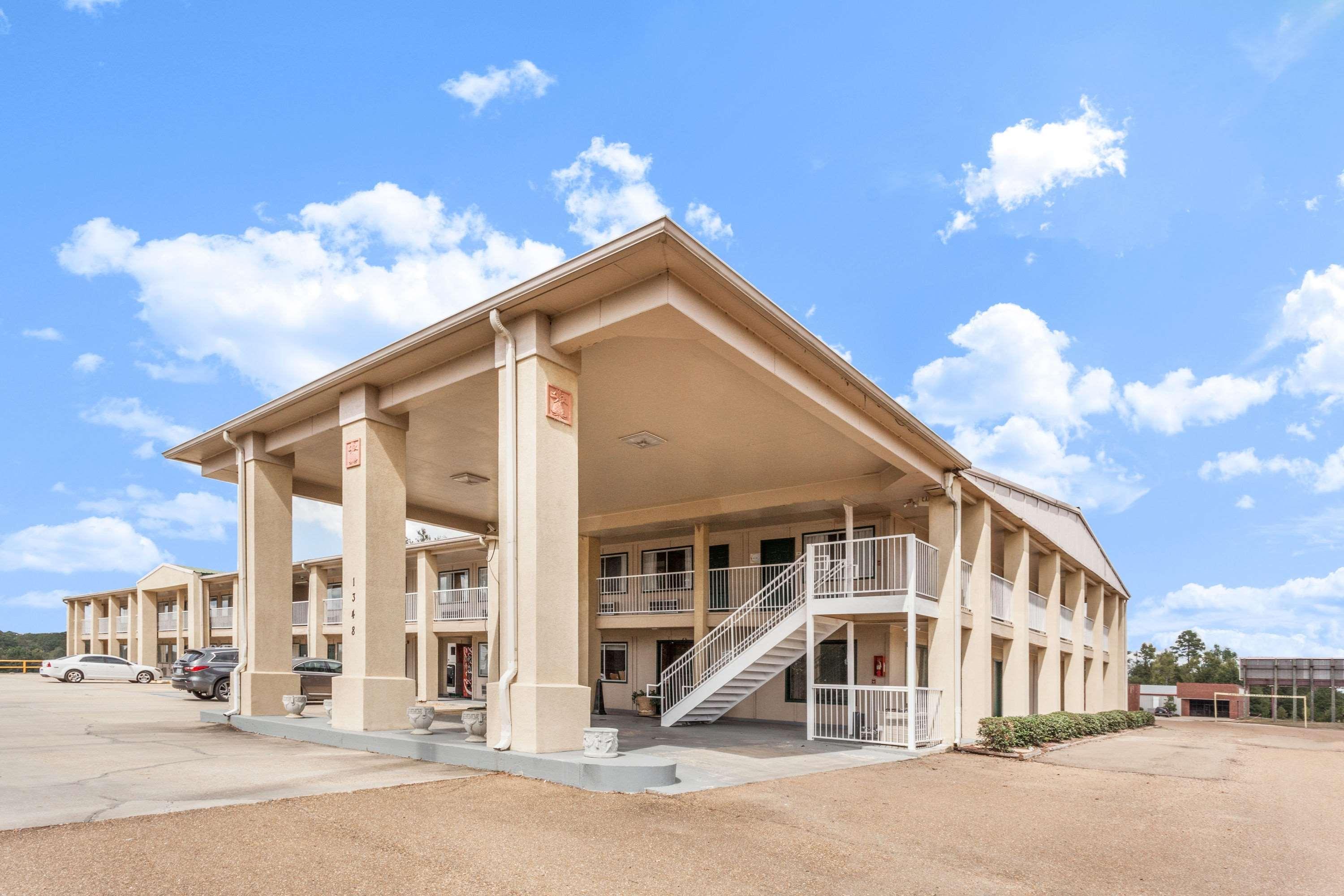 Hotel Super 8 By Wyndham Brookhaven Exterior foto